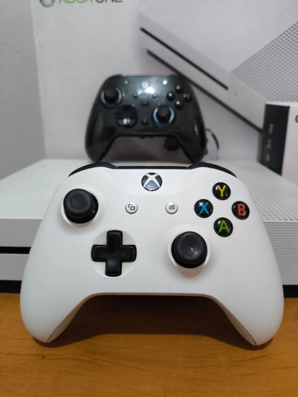 Xbox One S - 500gb - Foto 2