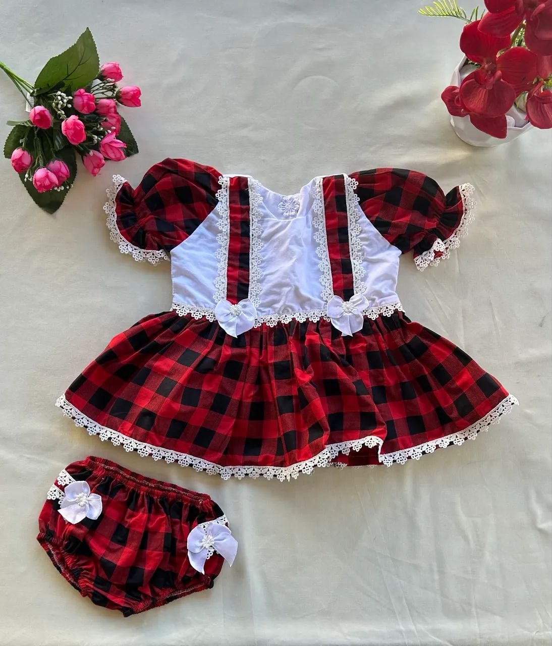 Vestidos infantis (3 meses a 3 anos)