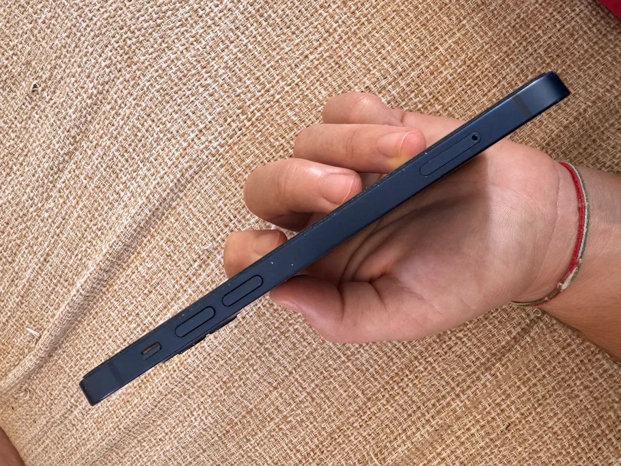 VENDO IPHONE 12 - Foto 4