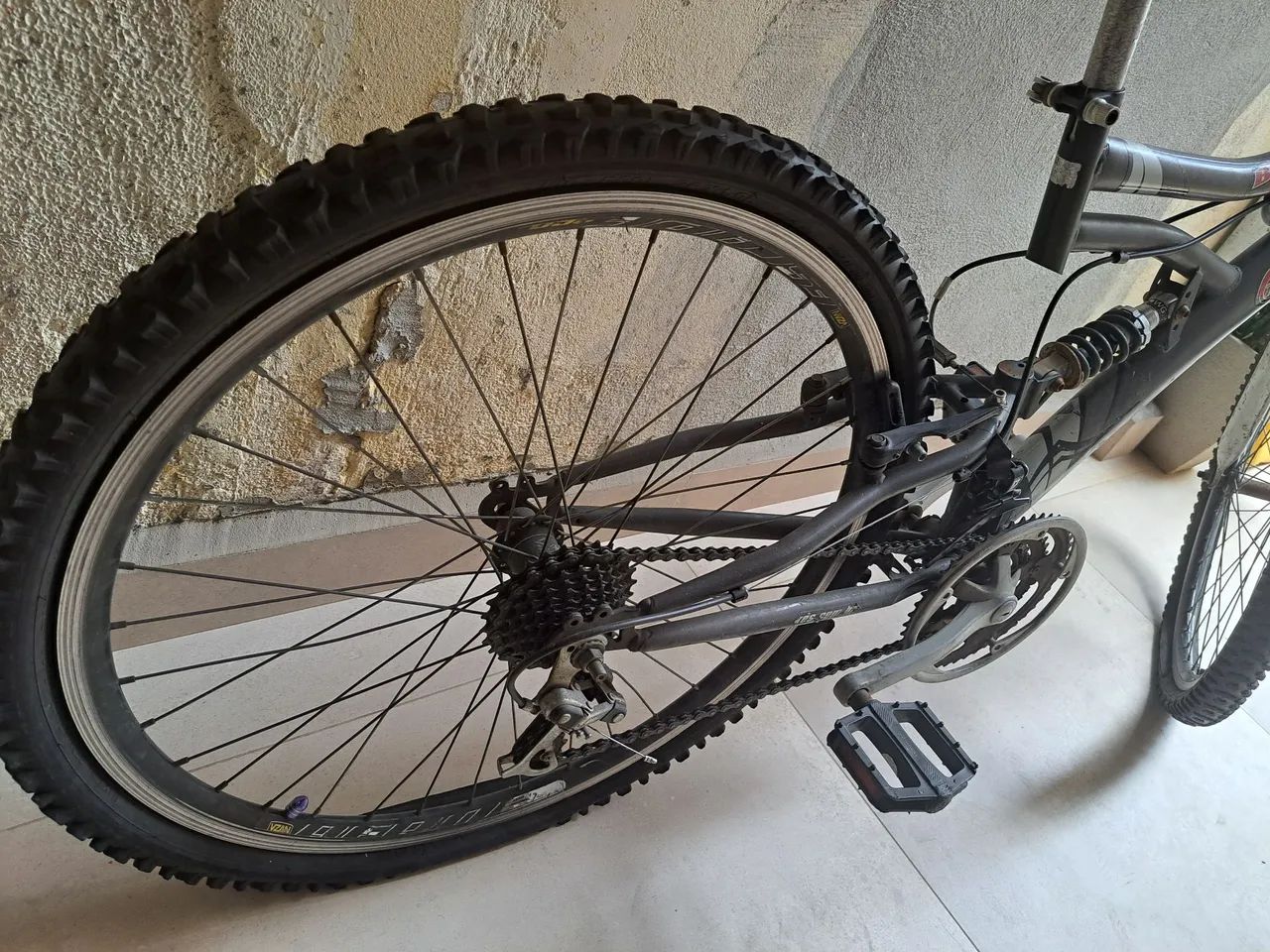Bicicleta mountain bike  - Foto 2