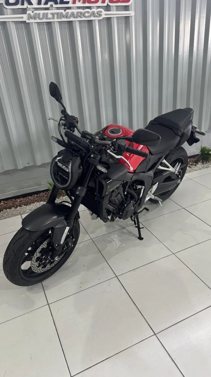 HONDA CB 650 R E-Clutch 2027 - Foto 2