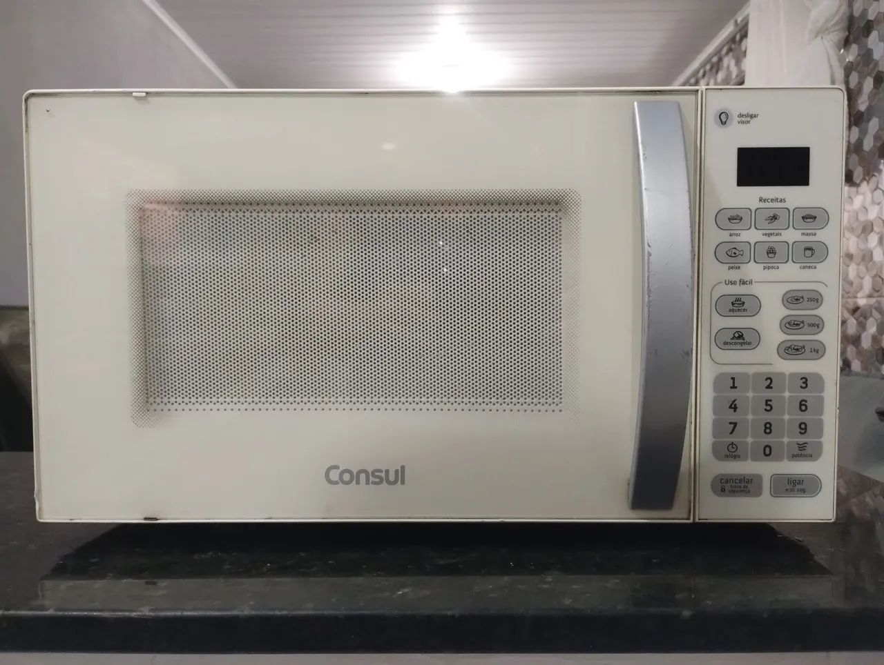 Microondas Consul 18 litros.
