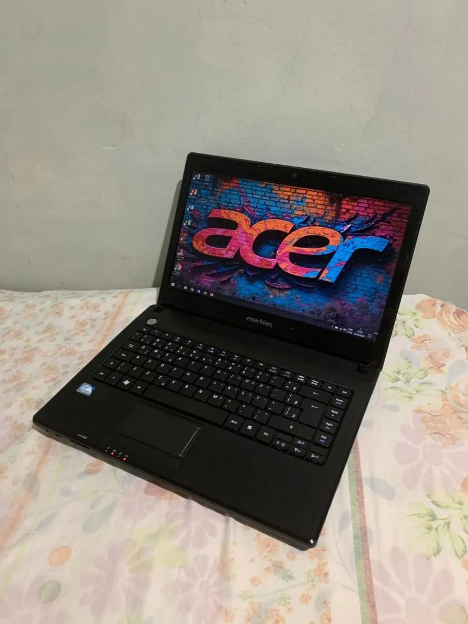 Notebook Acer / Intel / 6GB RAM / HD 320GB C/ Windows 10 - Foto 2