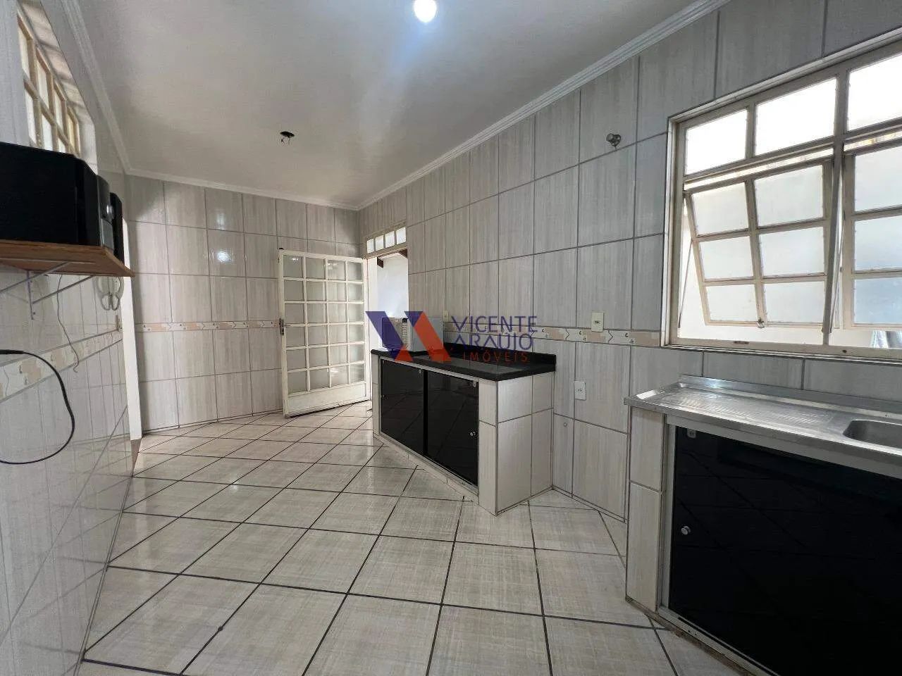 Casa com quintal, pomar e espaço gourmet completo - Foto 5