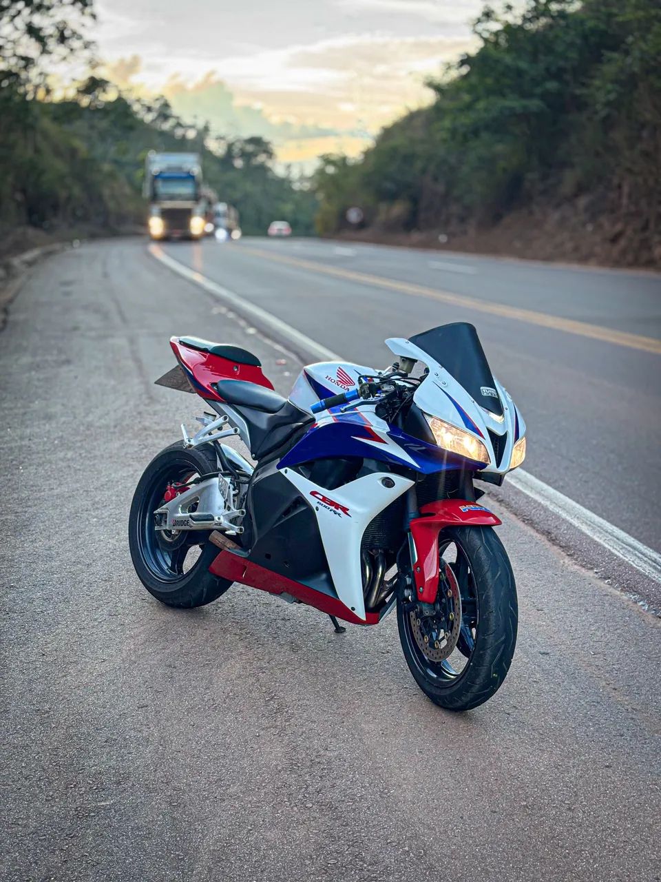 CBR 600 RR  - Foto 2