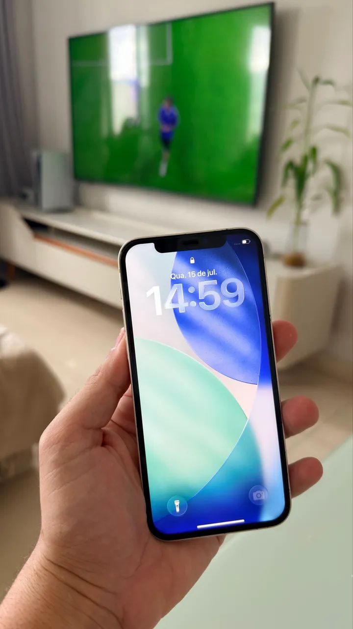 iPhone 12 128GB com carregador e capa - Foto 4
