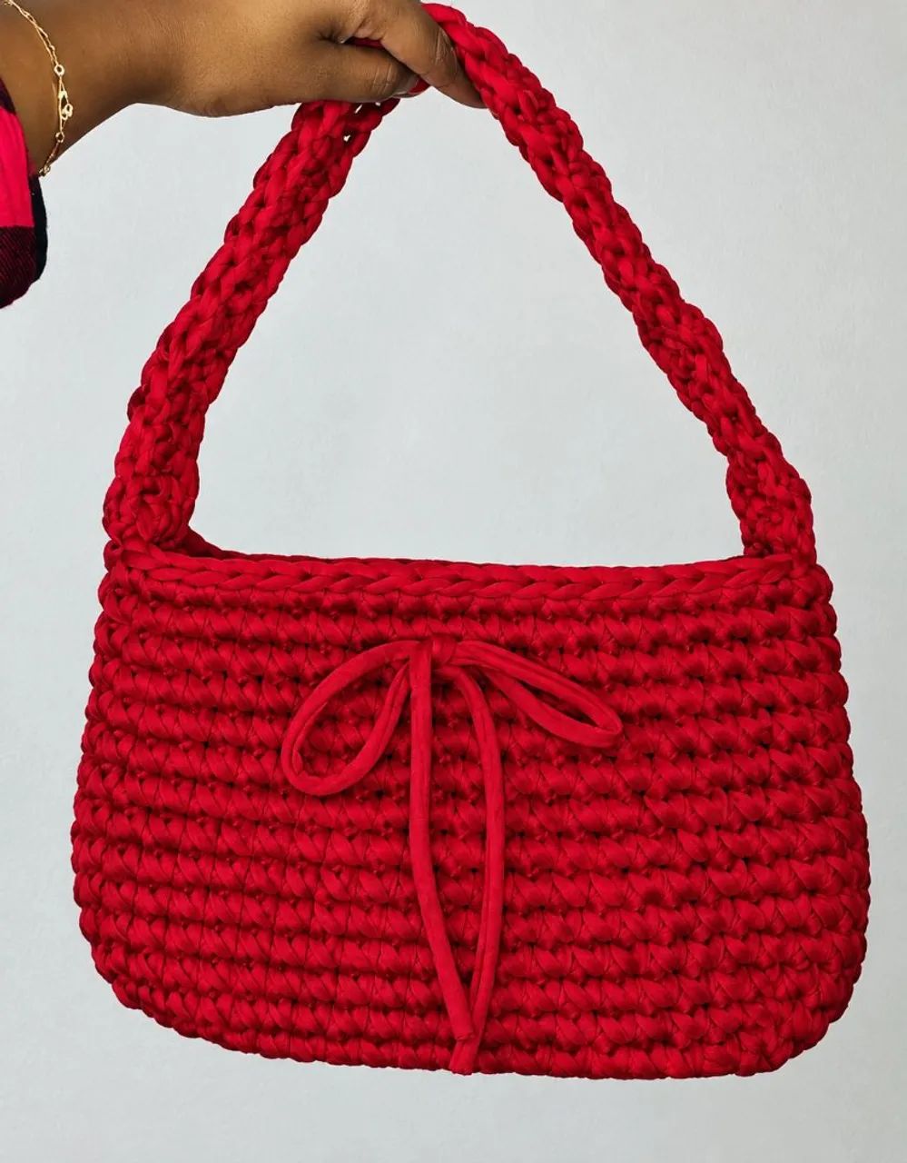 Vende-se bolsas de crochê 