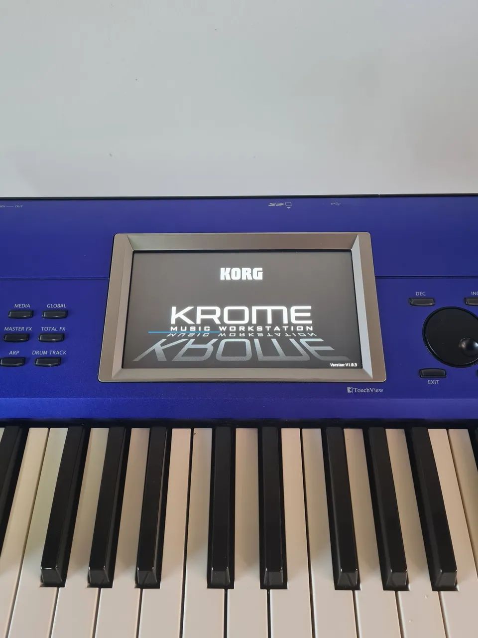 Teclado Korg Krome - Foto 3