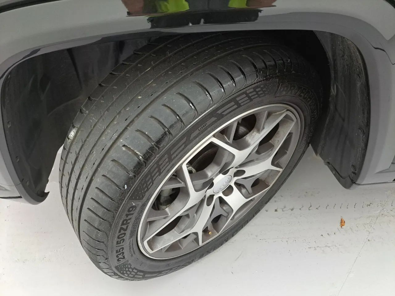 Jeep Commander Overland T270 1.3 TB Flex Aut., foto 11 de 18