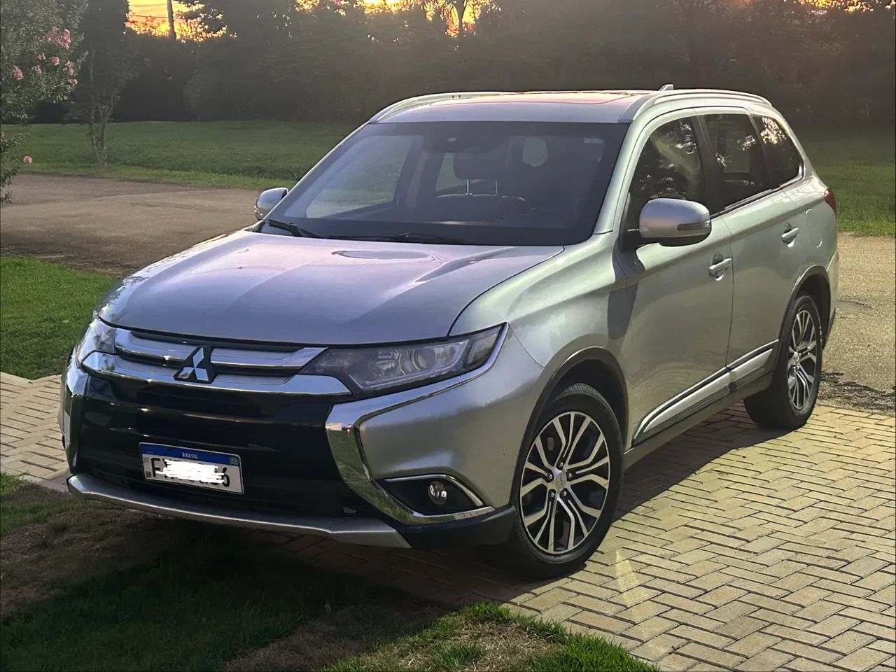 Mitsubishi Outlander 2.0 16V 160CV AUT. 2018