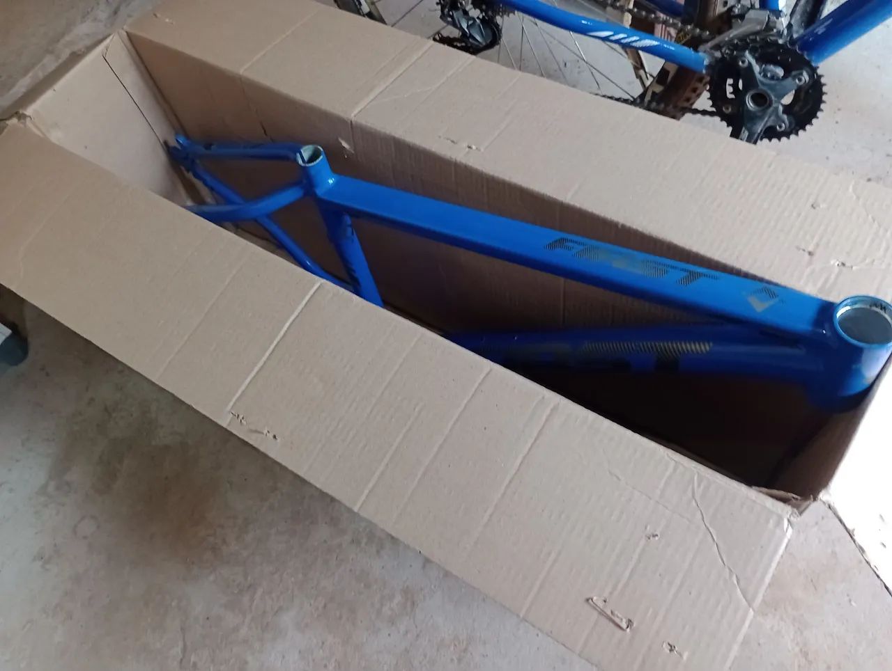 Quadro mtb first lifty gold azul hunter/prata brilho  - Foto 3