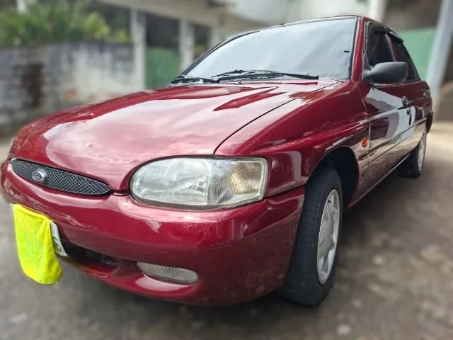 Ford Escort GL 1.6 MPI 2000