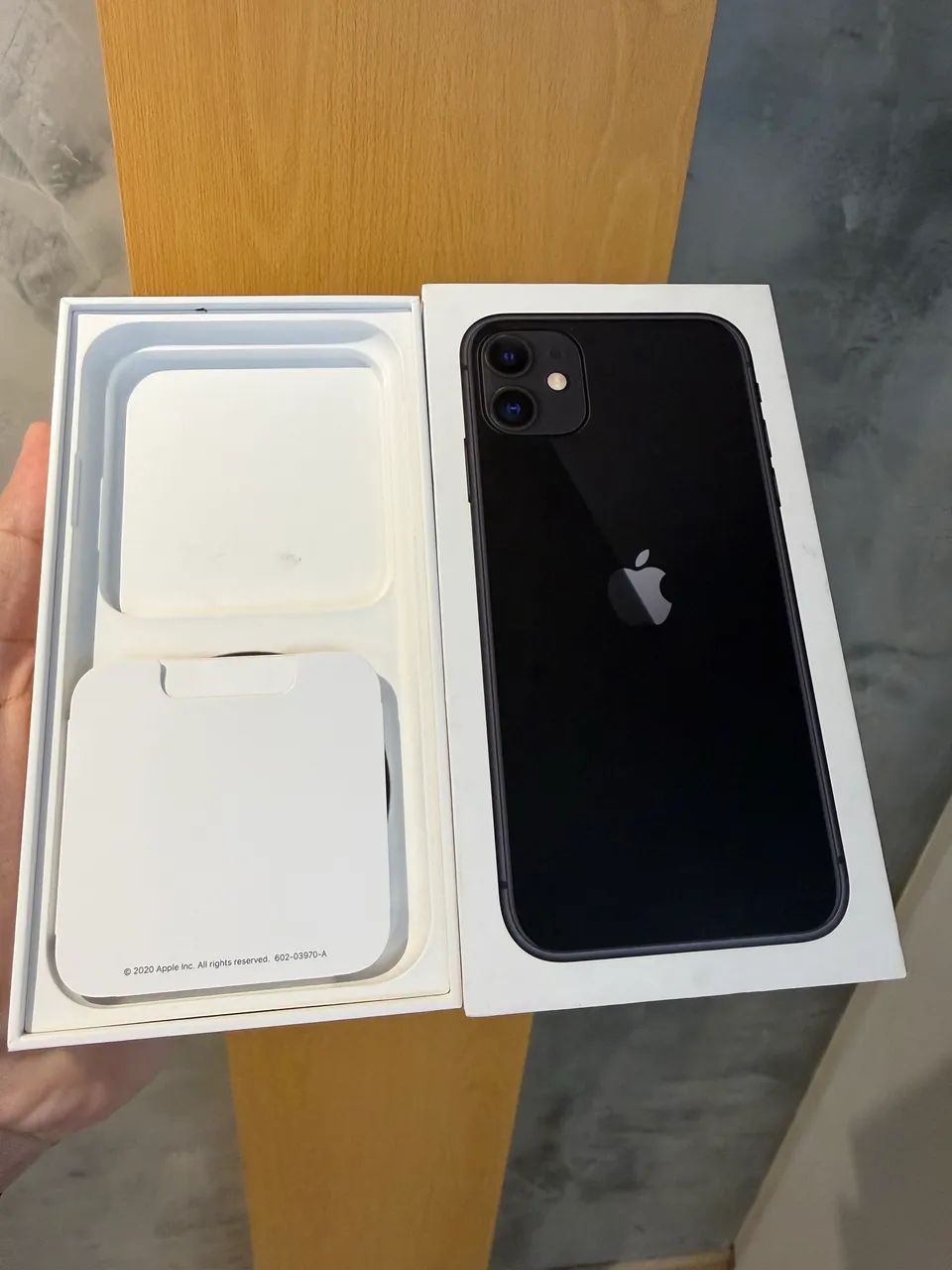 Caixa de iPhone 11 128GB/64GB Preto 
