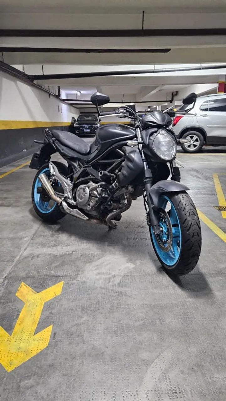 Suzuki Gladius 650