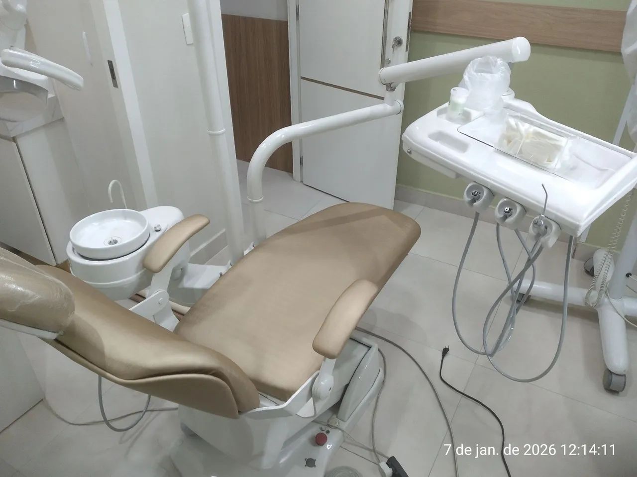 EQUIPAMENTOS ODONTOLÓGICOS!!! Monte seu consultório ou atualize