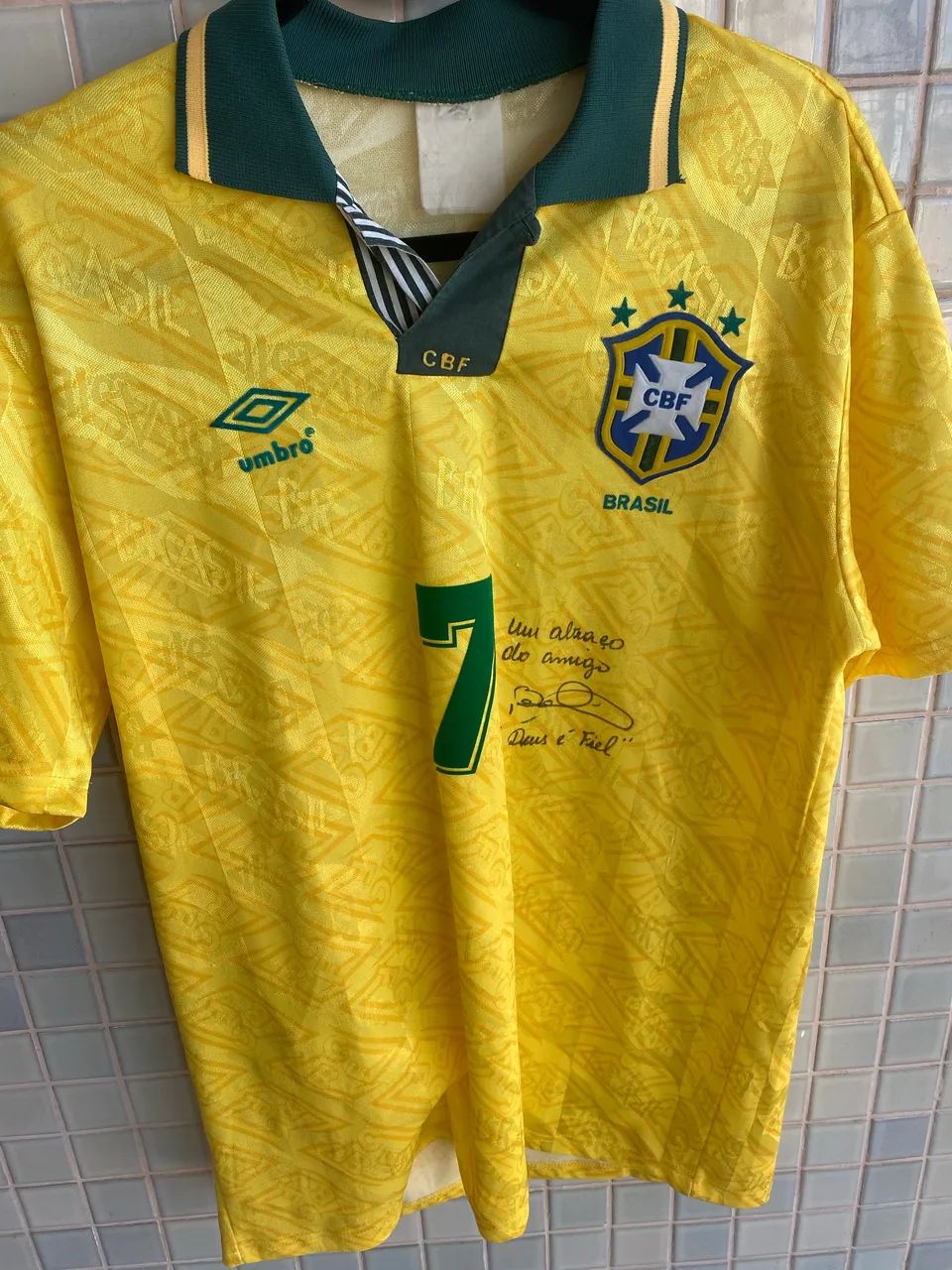 Camisa autografada Bebeto com certificado de autenticidade 1