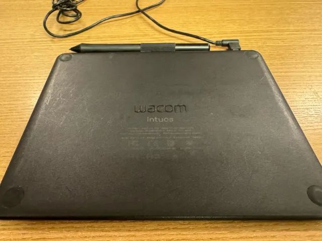 Mesa Digitalizadora Wacom Intuos Small CTL-4100 USB com Caneta - Foto 4