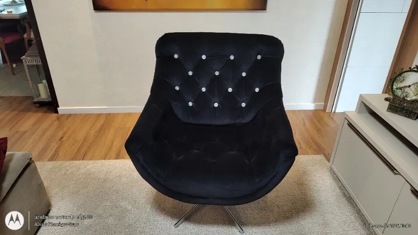 Sofá retrátil em tecido suede - Foto 2