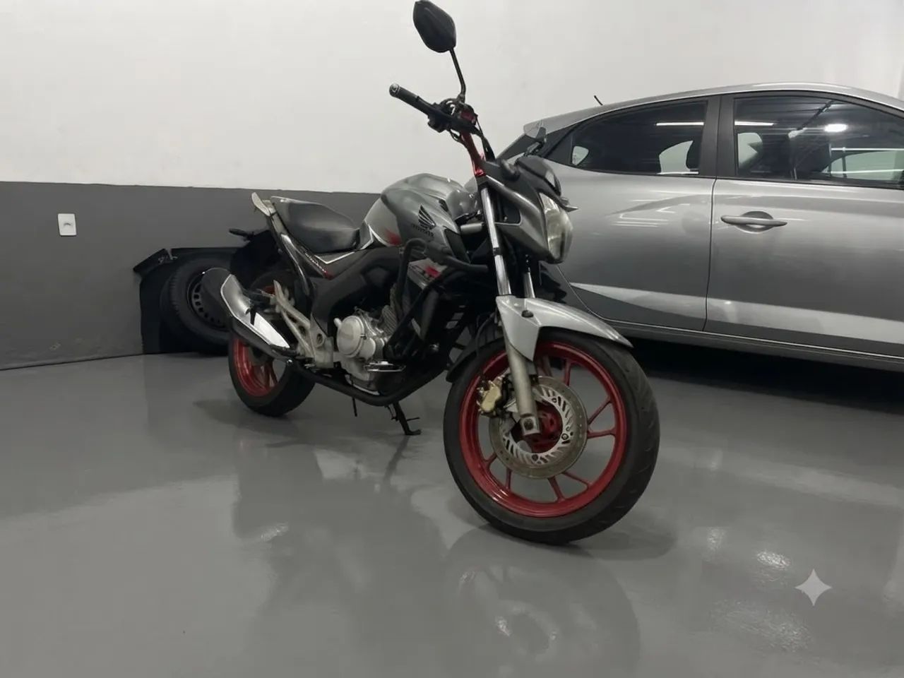 CB 250F Twister  - Foto 3