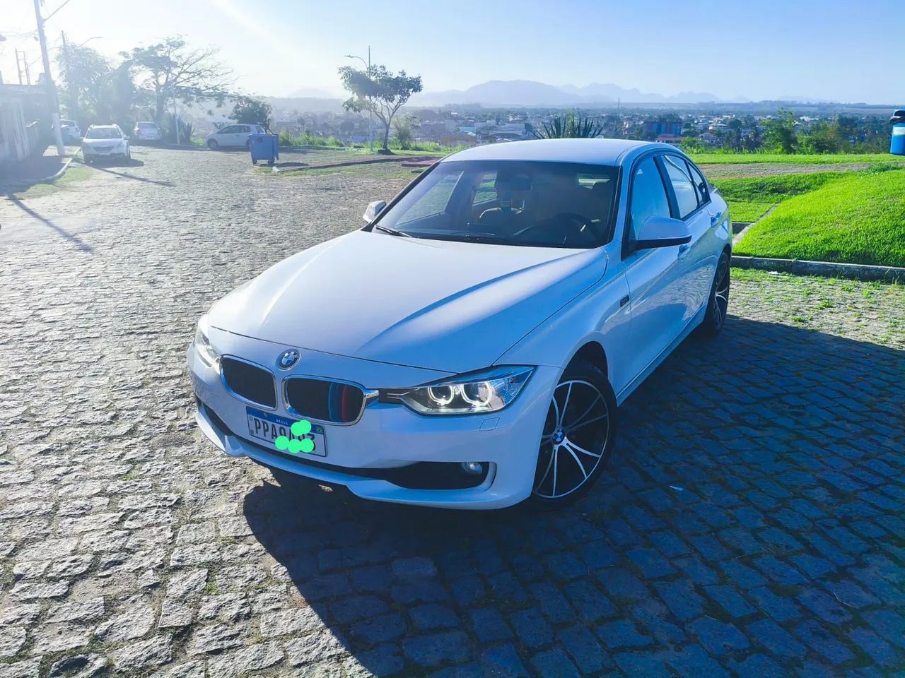 BMW 320I 2.0 16V TURBO GASOLINA 4P AUTOMÁTICO 2015
