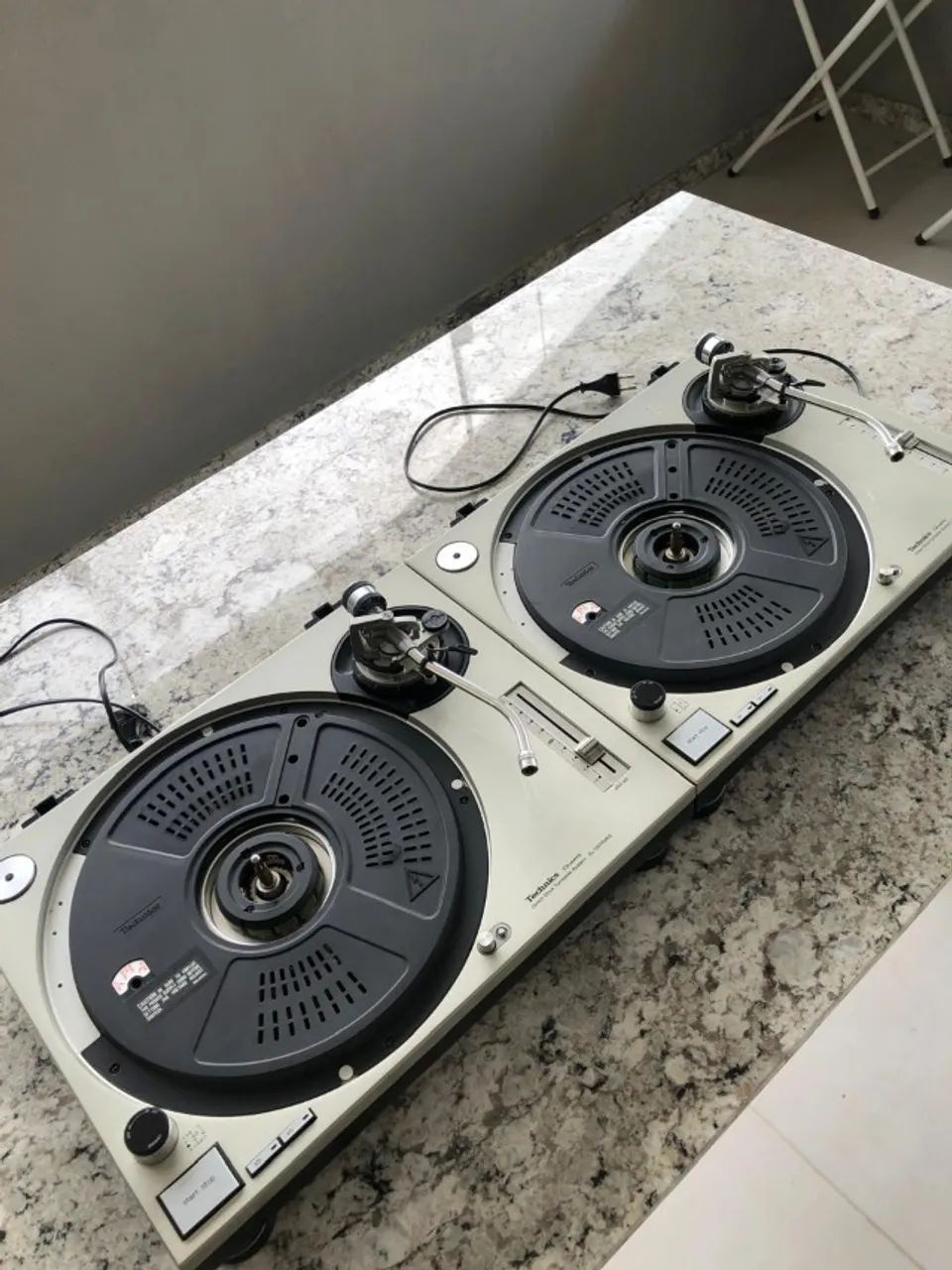 Technics SL1200  MK2 (Par) - Foto 3