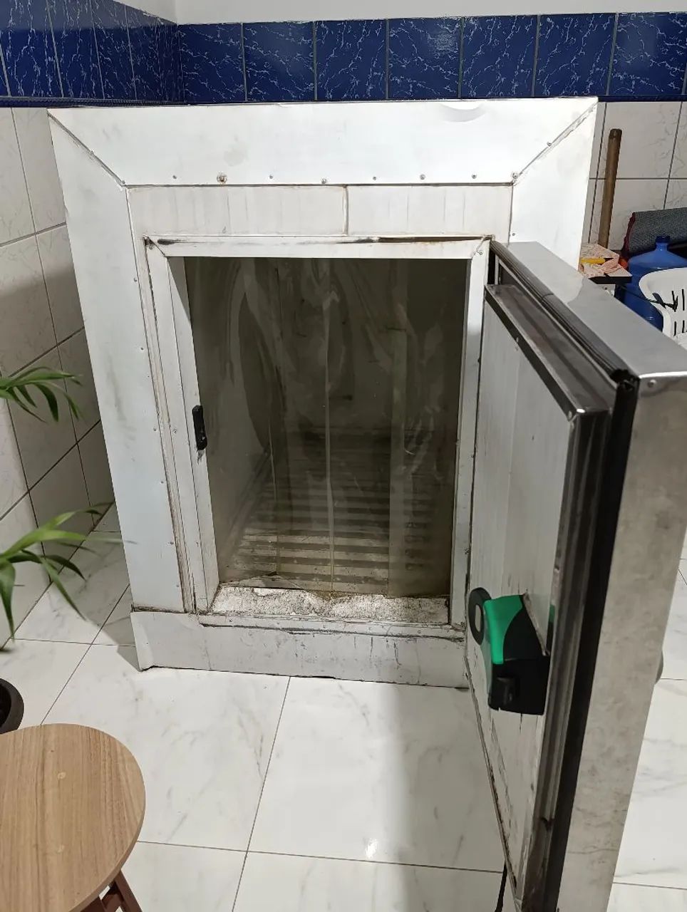 Vendo caixa térmica em bom estado de uso - Foto 3