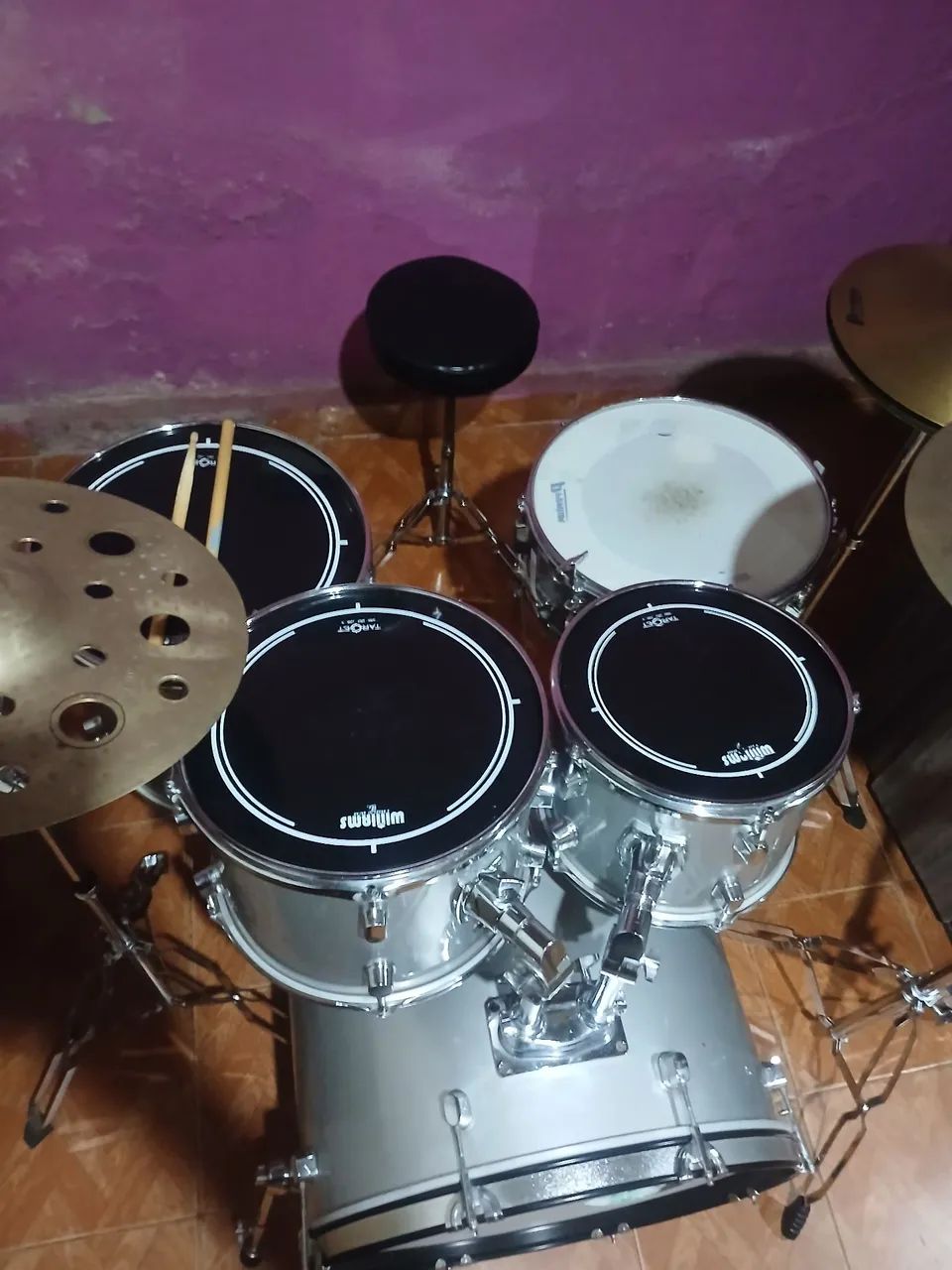 Vende- se bateria completa - Foto 2