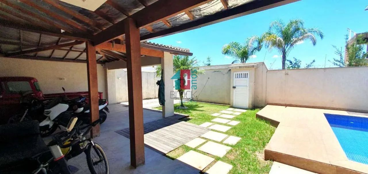 Recreio dos Bandeirantes | Casa de Condomínio 4 quartos, sendo 4 suites