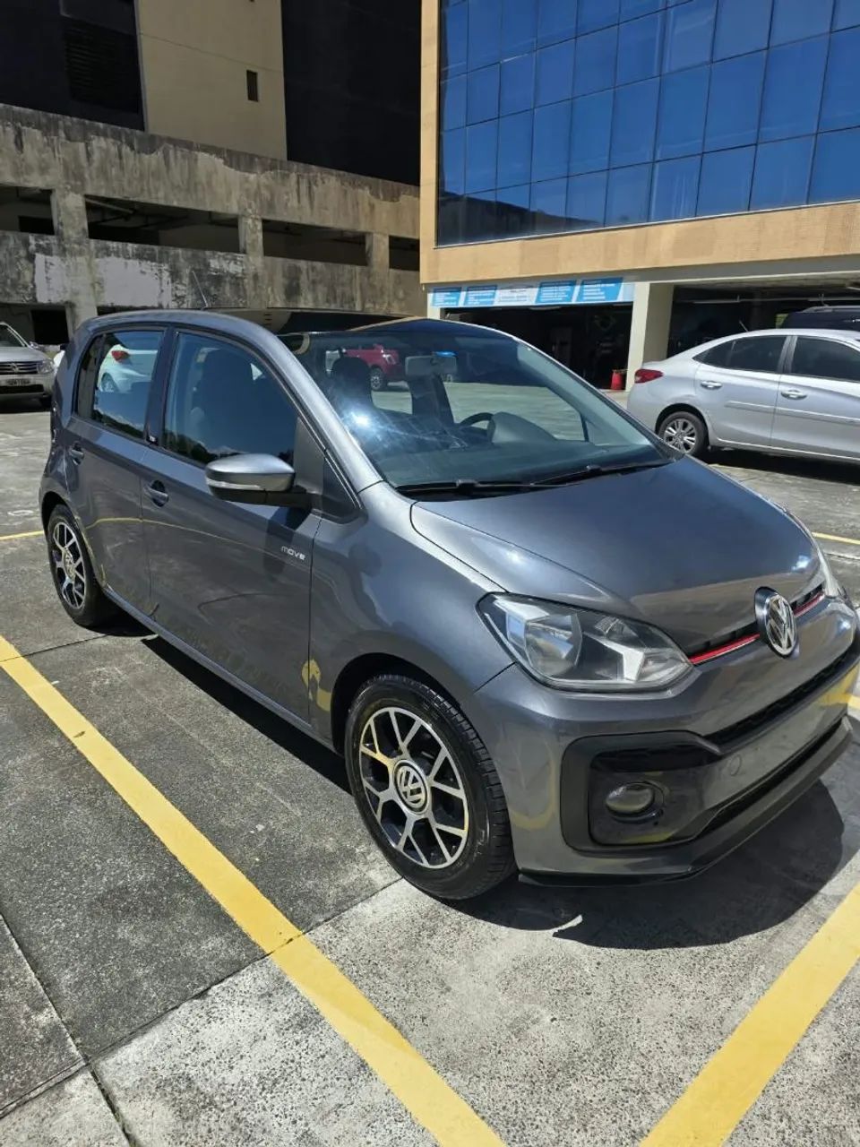Volkswagen Up! 1.0 TOTAL FLEX 12V 5P 2019