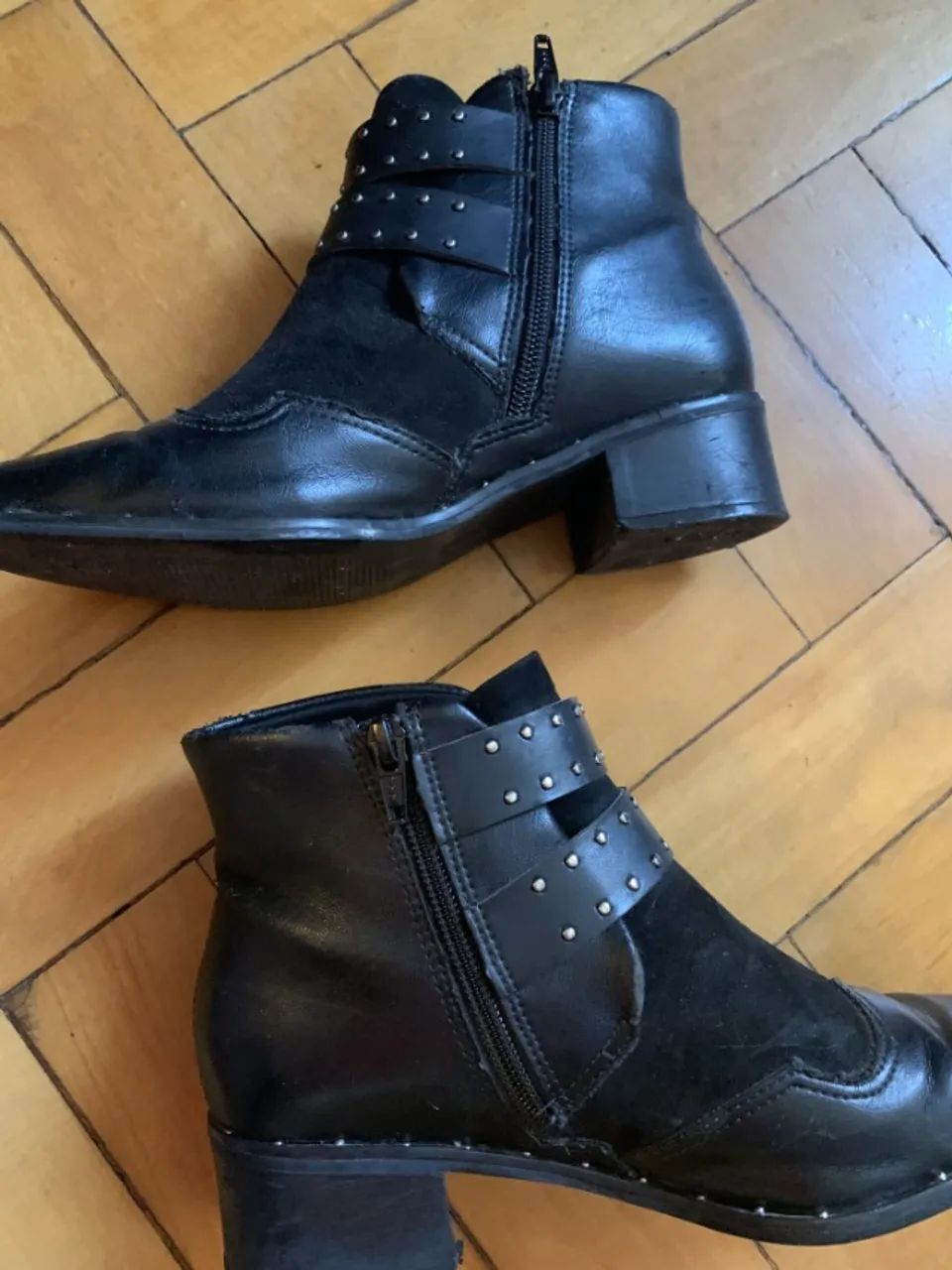 Bota Cano Curto Ramarim Bico Fino Camurça e Couro Sintético Tamanho 35 - Ótimo Estado - Foto 3