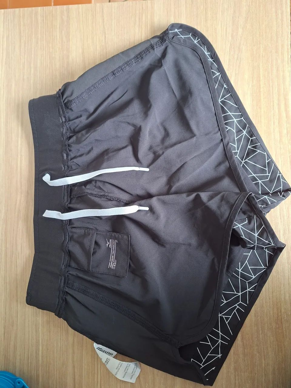Shorts Mizuno Neo Feminino, Tamanho P. Excelente oportunidade! - Foto 3