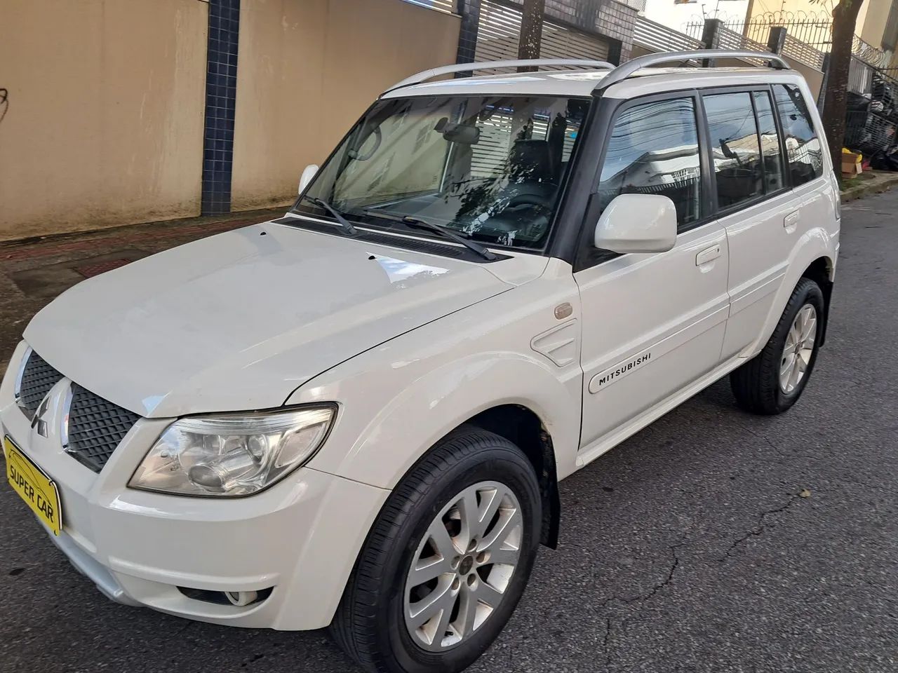 Mitsubishi Pajero 2012