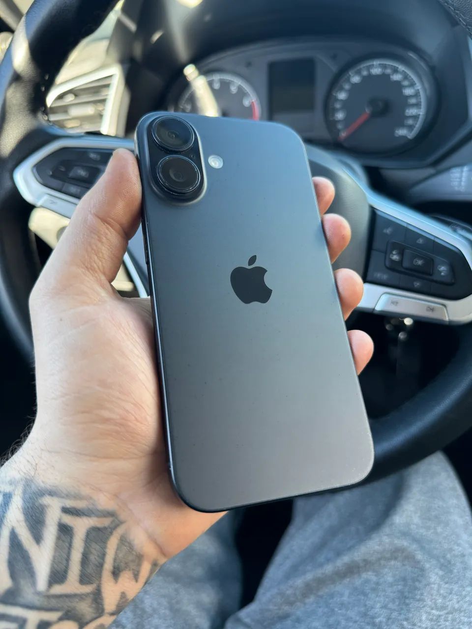 iPhone 16 128gb | Tela quebrada  - Foto 3