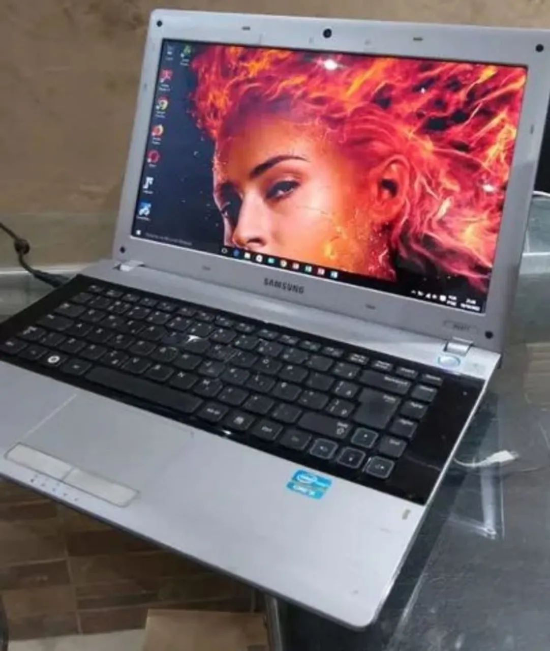 Notebook Samsung i3 barato  - Foto 2