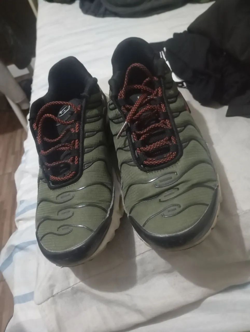 Tênis Nike TN e Adidas run  - Foto 5