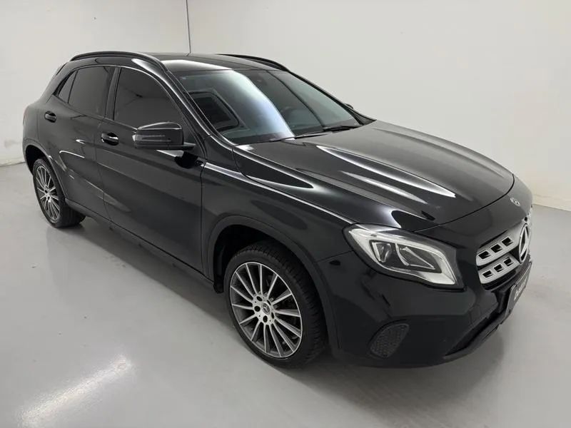 Mercedes-Benz GLA 200 Adv. 1.6/1.6 TB 16V Flex Aut. 2018
