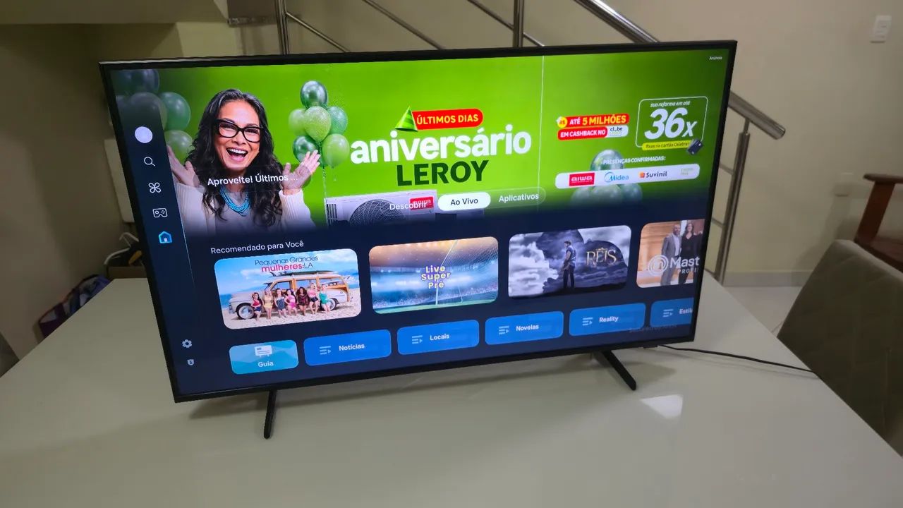 Smart TV Samsung 43" UHD 4K UN43DU7700GXZD