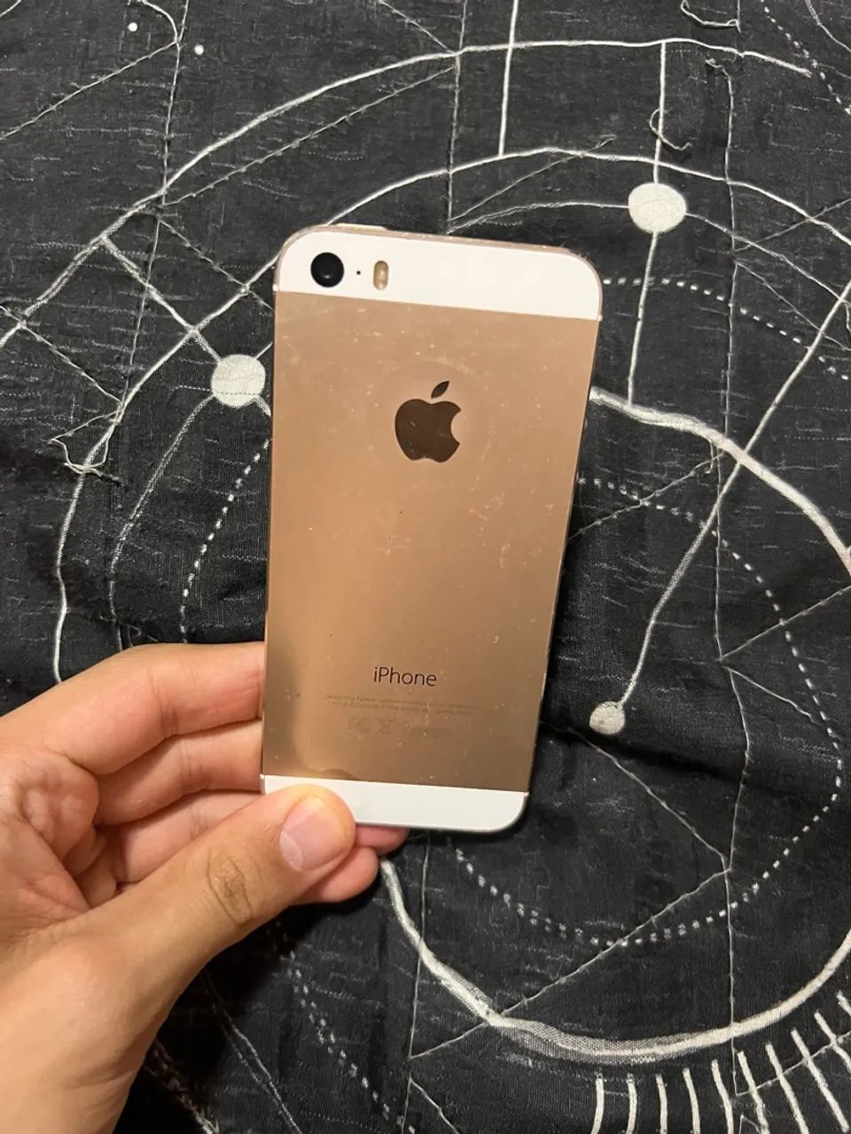 iPhone 5s Dourado - Liga e Funciona | Câmera Traseira Com Defeito | Bateria Viciada - Foto 2
