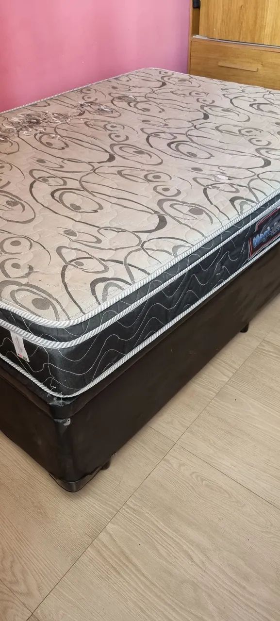 Cama box casal com bau usada