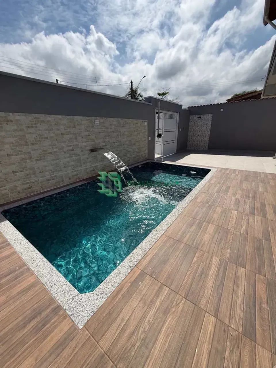 sobrado em Mongaguá, com piscina e 3 dormitórios - Foto 3