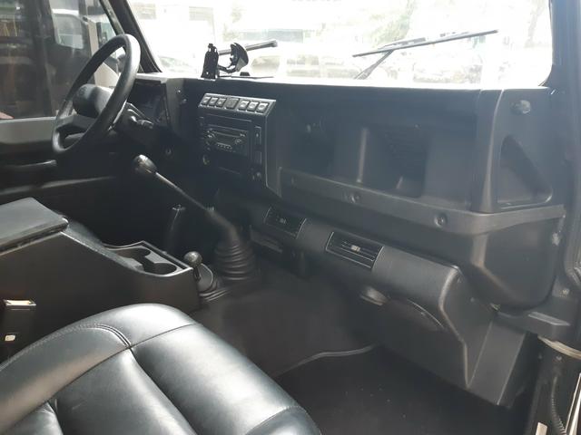 Land Rover Defender 110 County - Foto 14