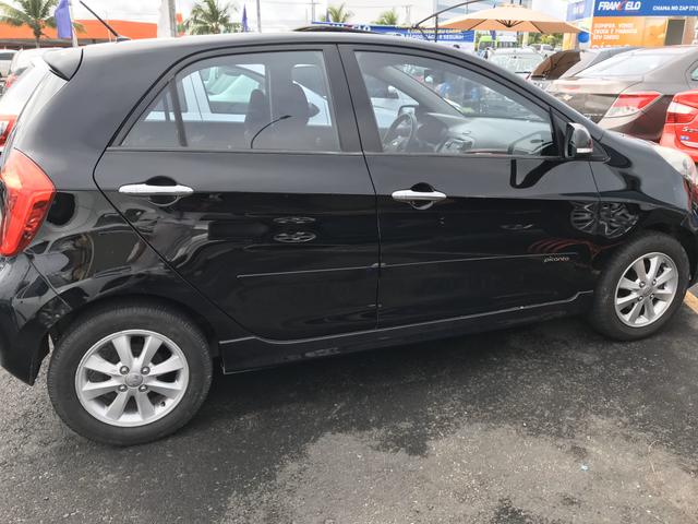 Kia picanto automático com teto solar