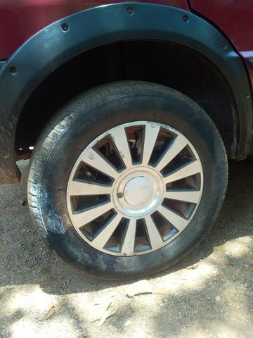 Troco em aro 14 - Foto 4