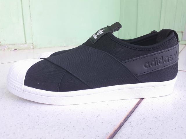 Tênis Adidas Superstars Slip On - Foto 5