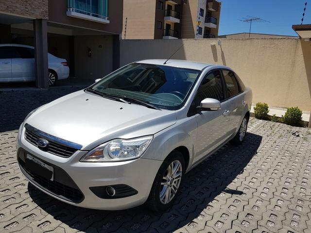 Focus GLX 2013 GNV vendo ou troco