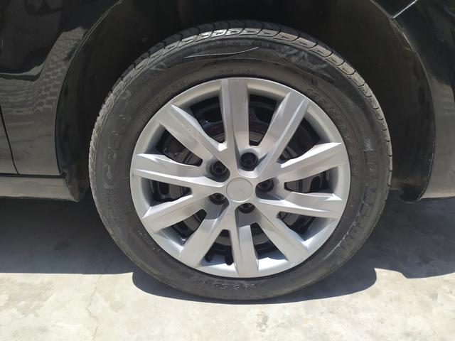 Fox Trend 1.0 G2 Flex 5P - 2012 - Foto 11