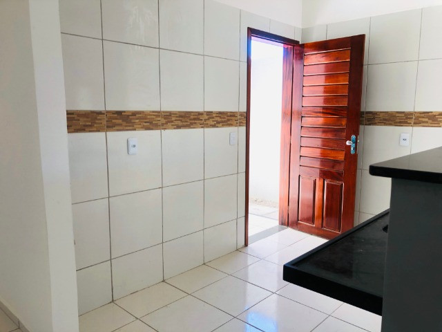 DP casa nova com documentação inclusa 2 quartos 2 banheiros com otimo acabamento - Foto 5