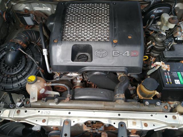 Toyota Hilux - Foto 2