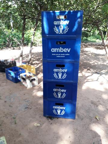 Engradados de cervejas - Foto 2