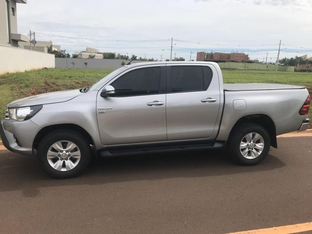 Vendo Hilux srv flex